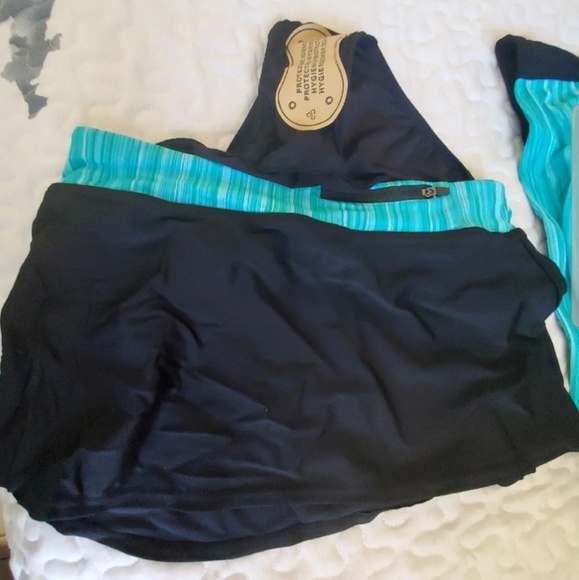 Two peice bathing suit - Picture 2 of 3